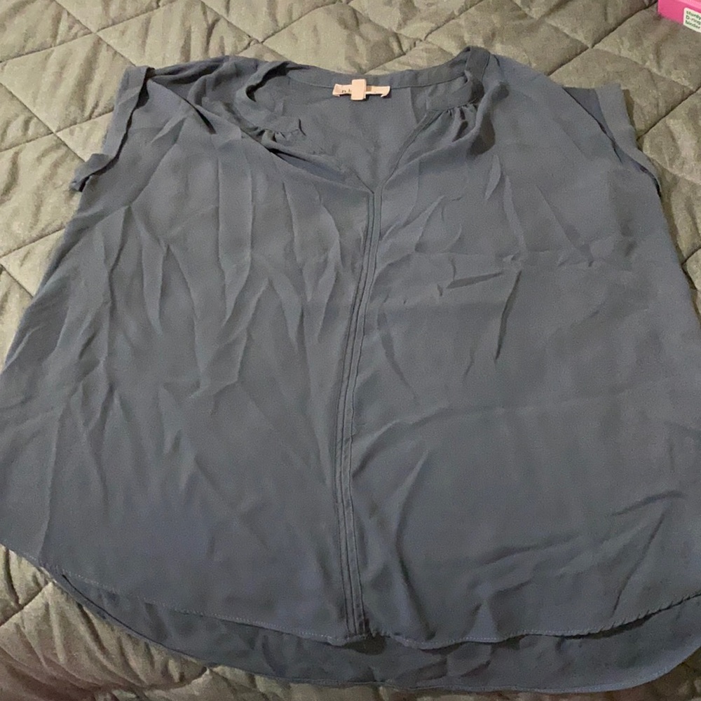 Gray tunic top